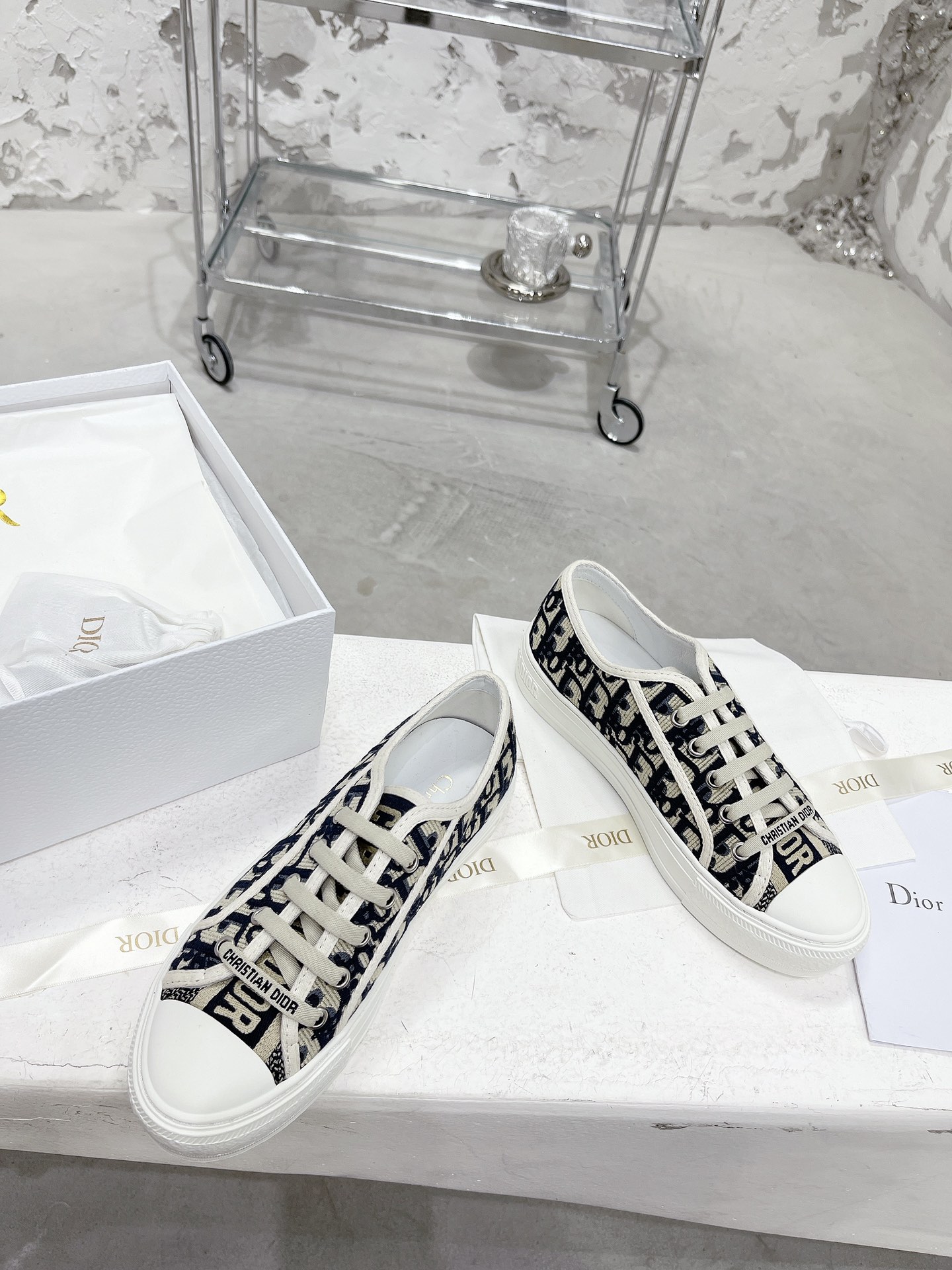 Women's high heels